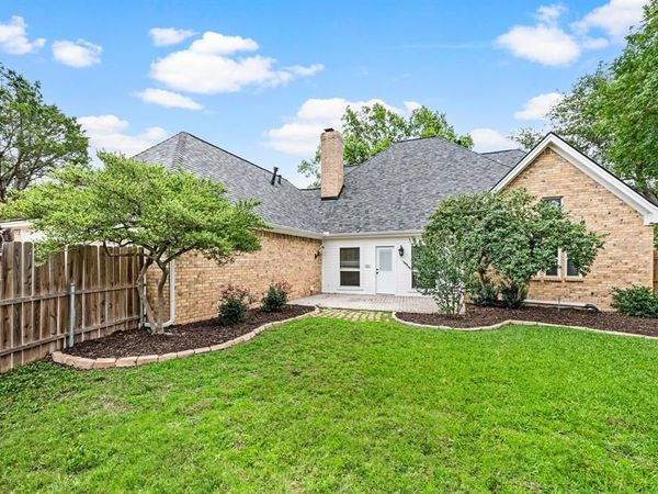 4300 Green Meadow Street E, Colleyville, TX 76034