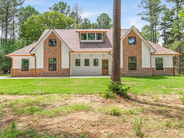 404 Private Road 5808 , Grand Saline, TX 75140