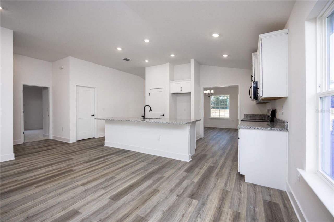 25039 SW 250th Place , Newberry, FL 32669 Photo