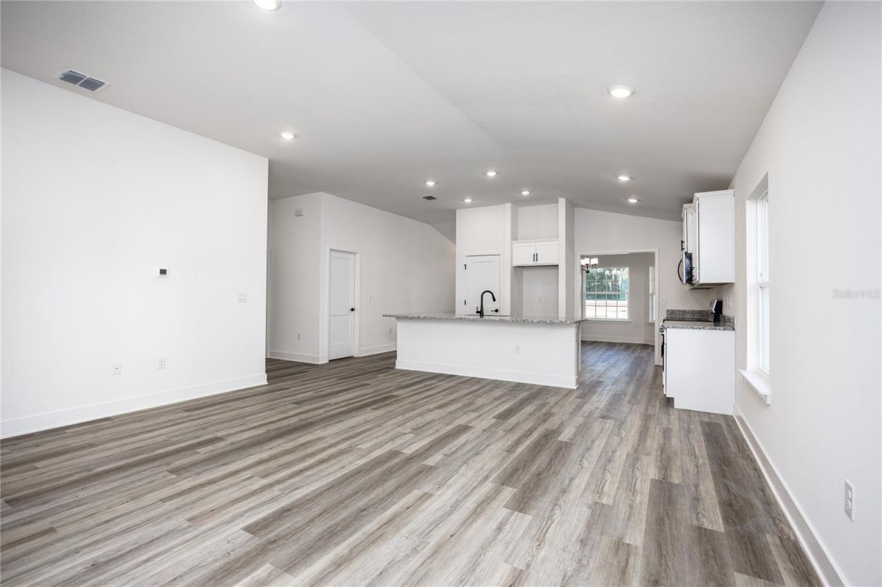 25039 SW 250th Place , Newberry, FL 32669 Photo