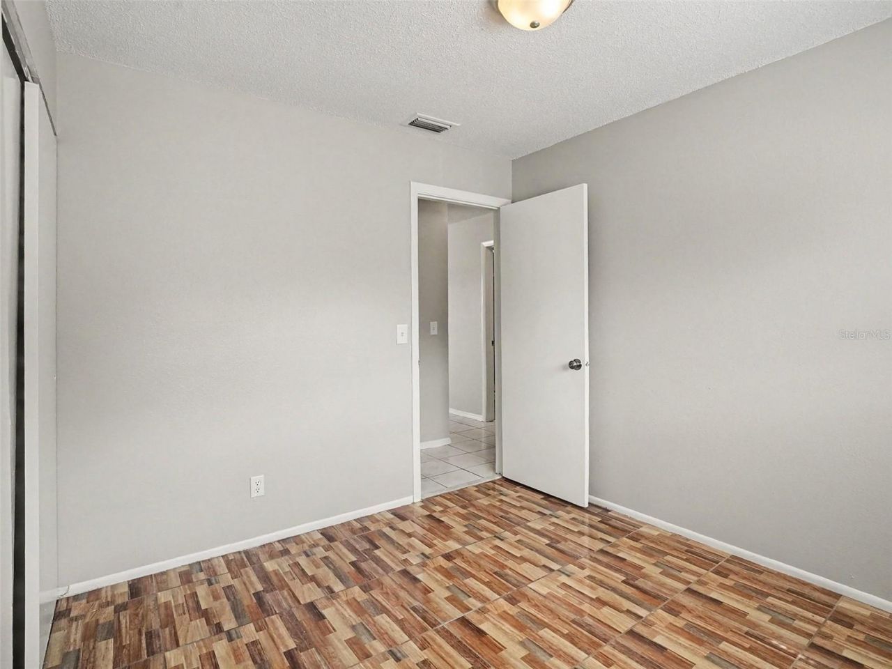 615 Thomas Jefferson Way, Orlando, FL 32809 Photo
