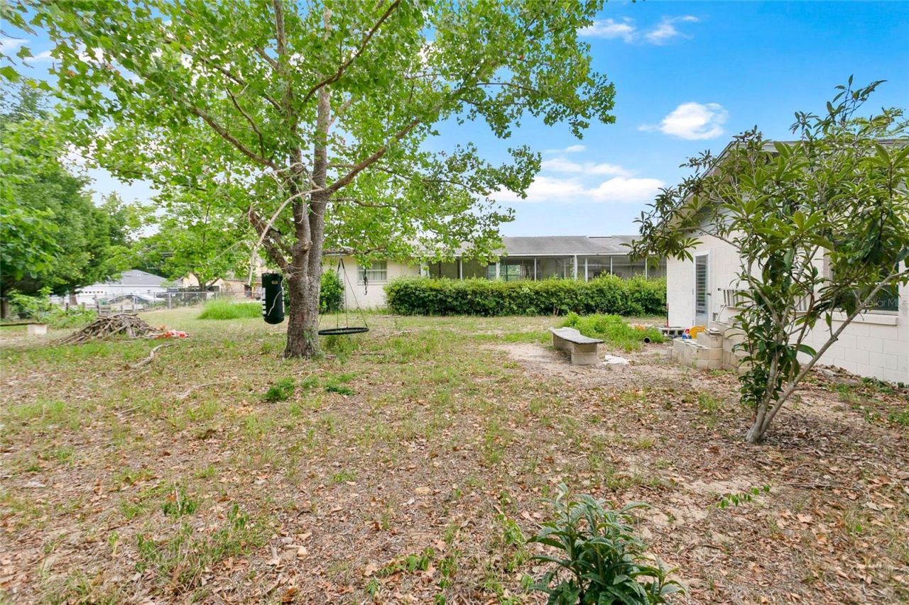 2201 Washington Avenue, Eustis, FL 32726 Photo