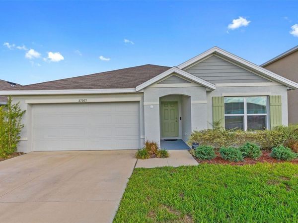 37207 SHARKS EYE LANE , ZEPHYRHILLS, FL 33541