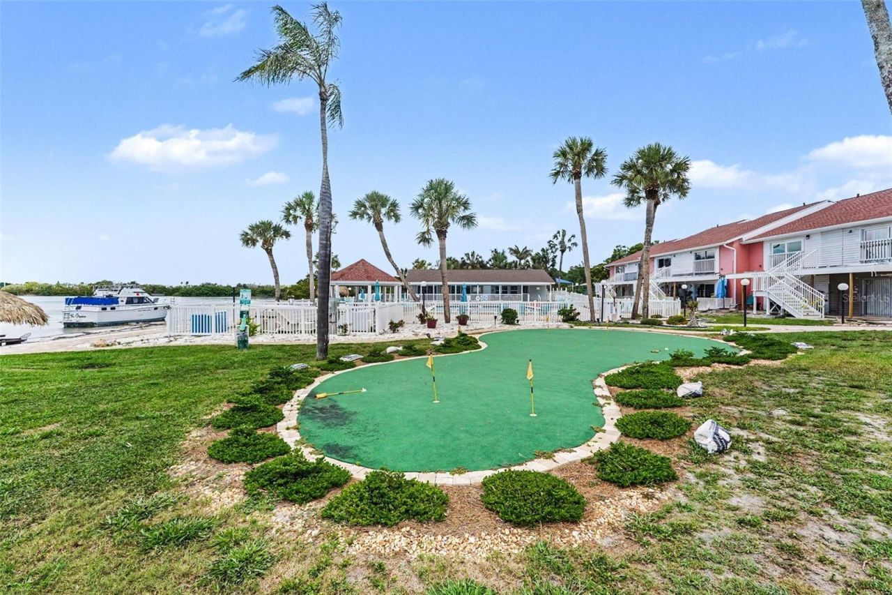 4105 38th Avenue S, Unit 75F, Saint Petersburg, FL 33711 Photo