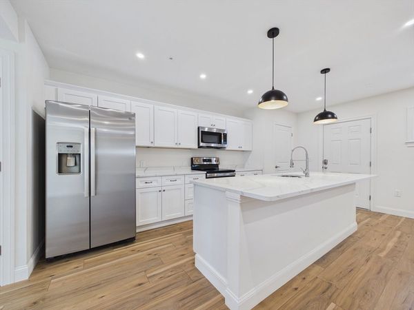 1 Pleasant Street, Unit 206, Cohasset, MA 02025