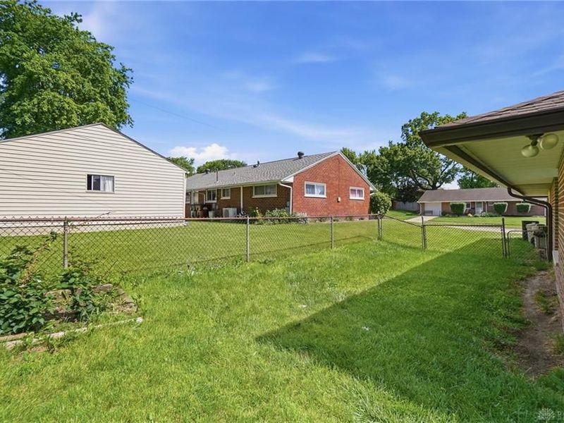 2221 Milesburn Drive, Miami Township, OH 45439 Photo 22