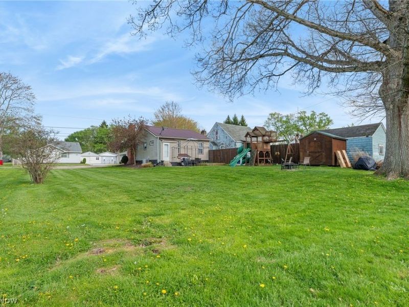 4025 Paumier Avenue, Louisville, OH 44641 Photo 31