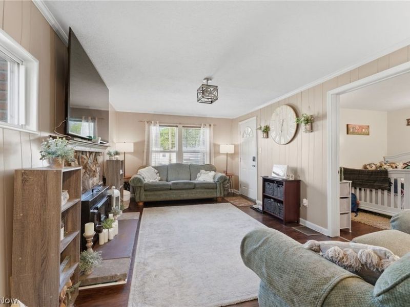 4025 Paumier Avenue, Louisville, OH 44641 Photo 7