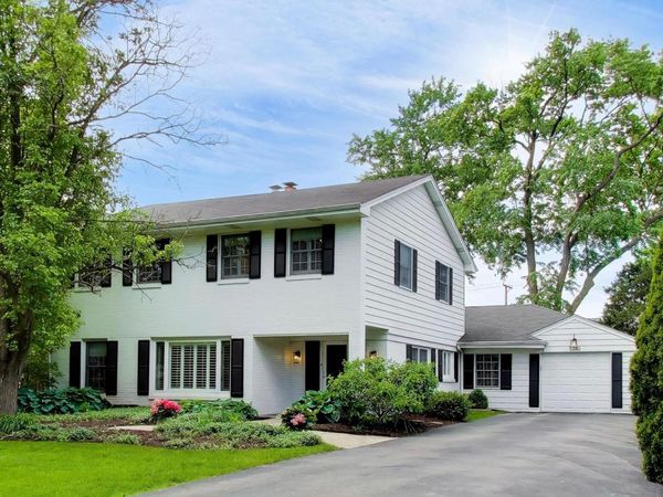 5340 Wolf Road , Western Springs, IL 60558