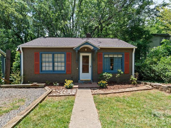 224 Aurora Drive, Asheville, NC 28805
