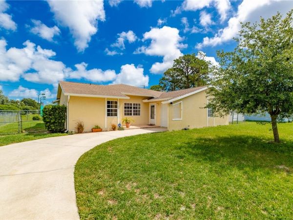 124 Englar Drive, Sebastian, FL 32958