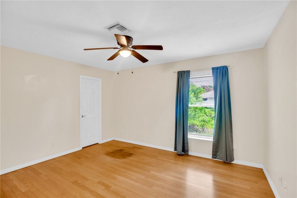 2065 19th Avenue Sw, Vero Beach, FL 32962 Photo