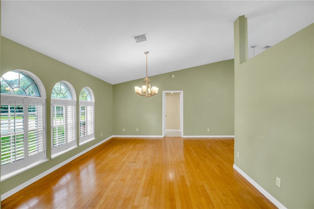 2065 19th Avenue Sw, Vero Beach, FL 32962 Photo