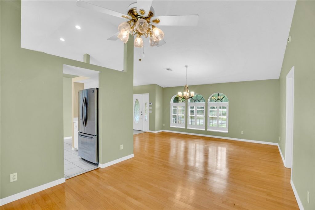 2065 19th Avenue Sw, Vero Beach, FL 32962 Photo