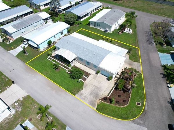 5390 Hammerstone Court, Unit M7, Micco, FL 32976