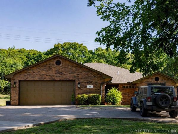 521 Rockwood Drive, Kiefer, OK 74041