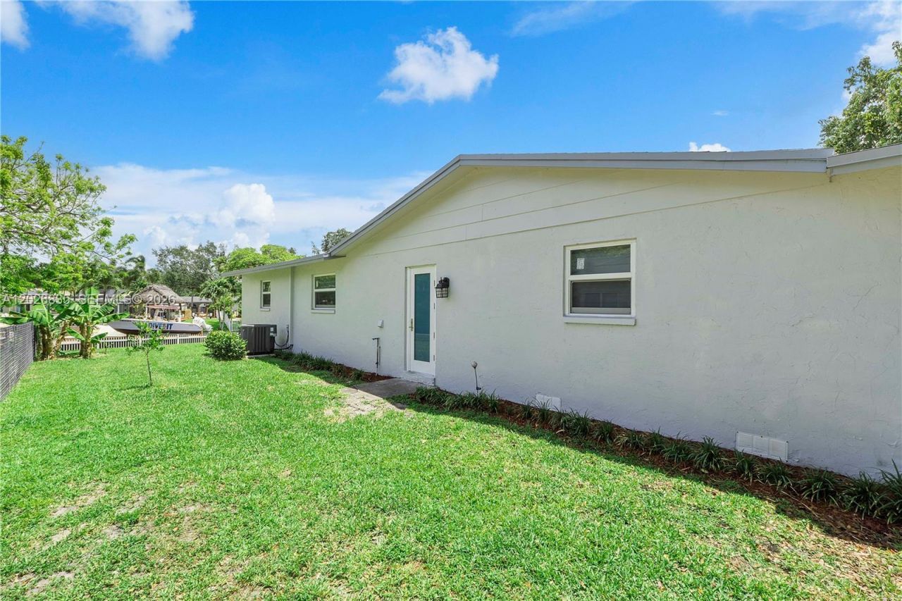 6241 SW 16th St , Plantation, FL 33317 Photo