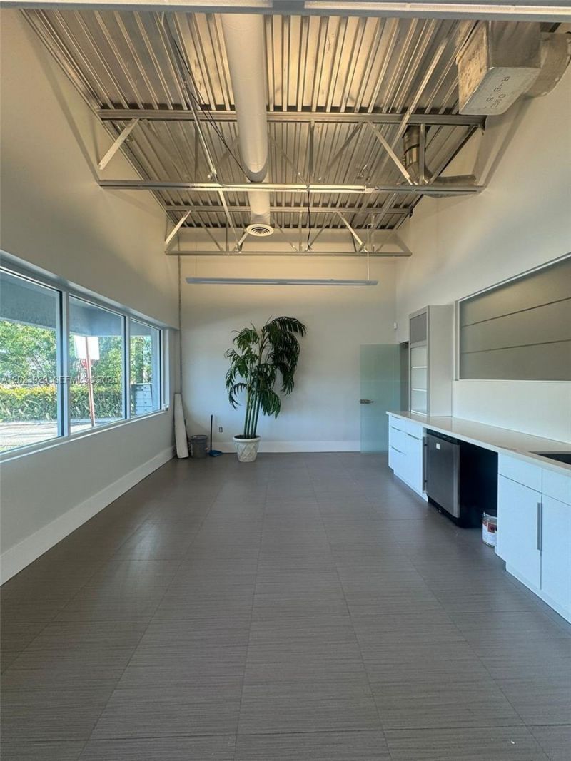 3098 Stirling Rd , Unit 101, Hollywood, FL 33021 Photo