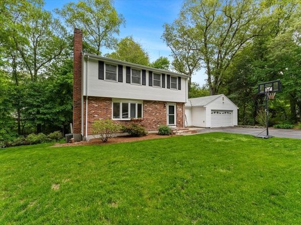 41-A Hunnewell Street, Wellesley, MA 02481