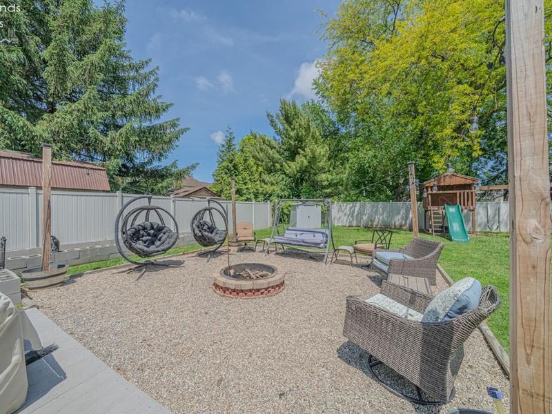 3415 Stonyridge, Sandusky, OH 44870 Photo 4