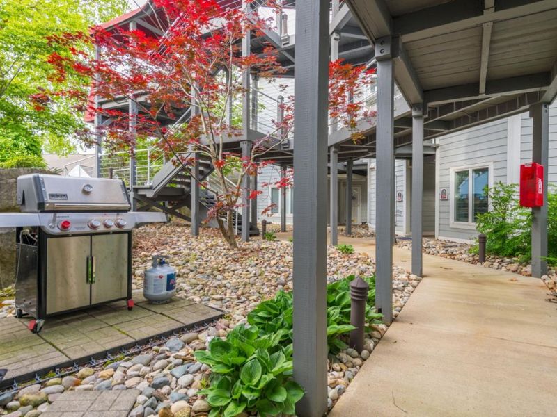 215 Grand Harbour, Vermilion, OH 44089 Photo 5