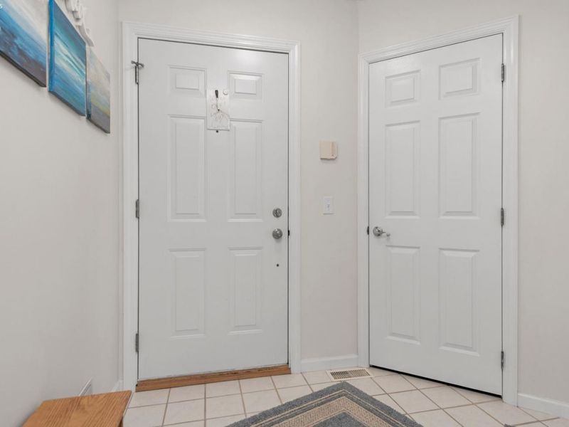 215 Grand Harbour, Vermilion, OH 44089 Photo 8