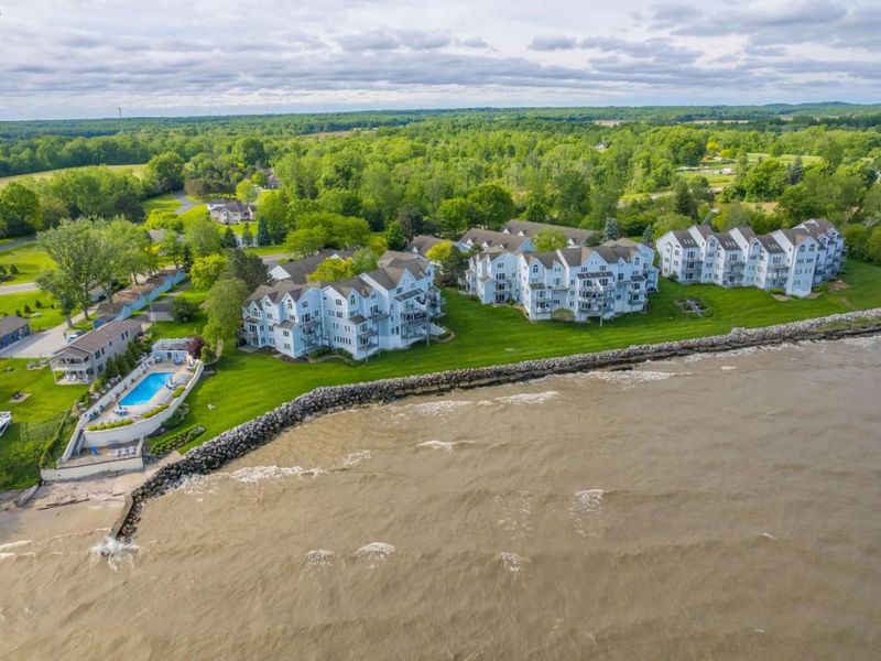 215 Grand Harbour, Vermilion, OH 44089 Photo 80
