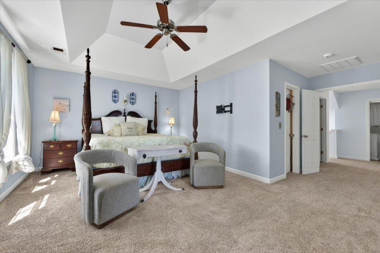 1428 Bloomingdale Lane Photo 23