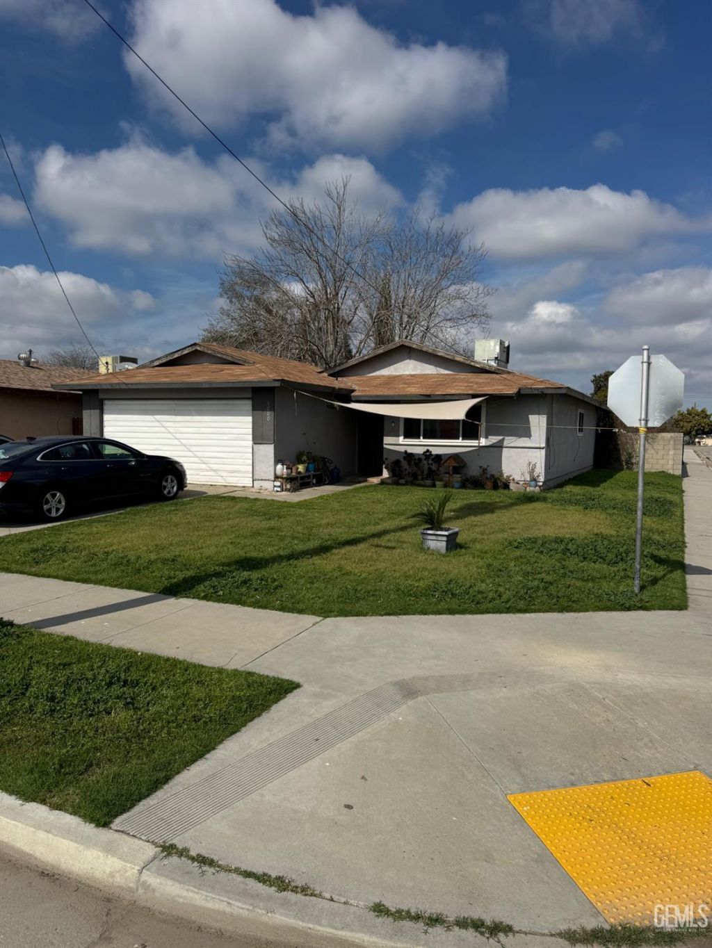 1000 5th Street, Wasco, CA 93280 Main Photo