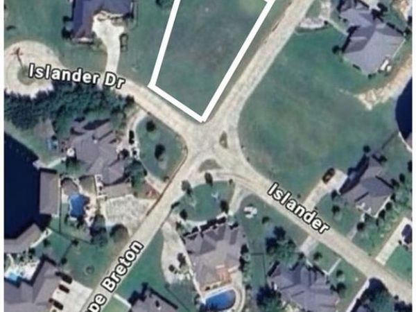 227 ISLANDER. Drive , Slidell, LA 70458