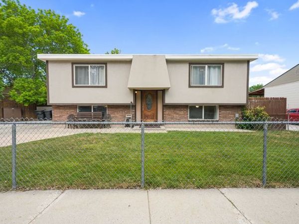 3286 W 4795 S, Taylorsville, UT 84129