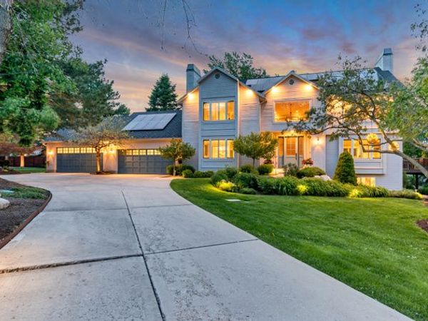 23 E ALTAWOOD LN S, Sandy, UT 84092