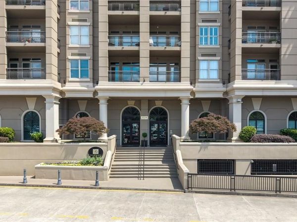3334 Peachtree Road NE, Unit 103, Atlanta, GA 30326