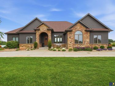 2525 S 154th Street , Walton, NE 68461