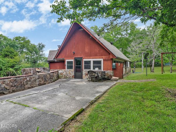 89 Crockett Circle, Crossville, TN 38572