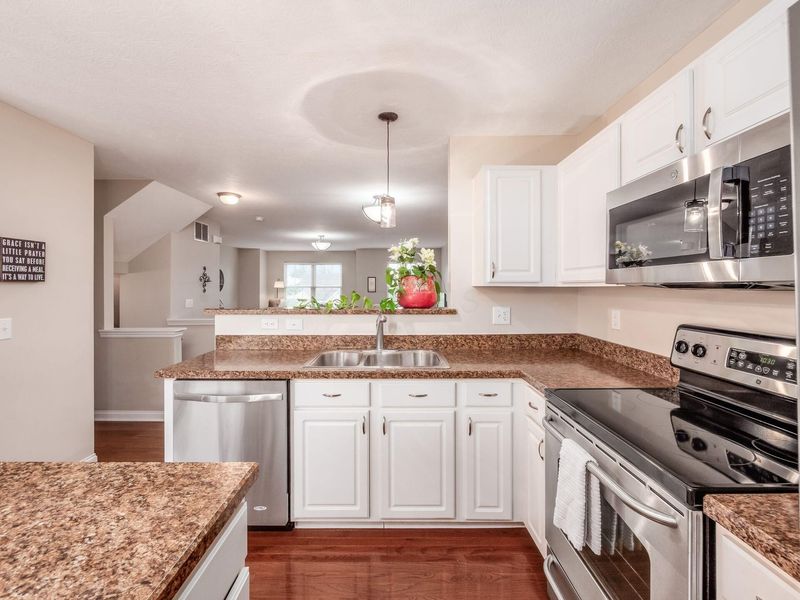5986 Turnwood Drive, Unit 805, Westerville, OH 43081 Photo 15