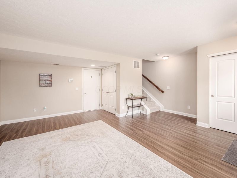 5986 Turnwood Drive, Unit 805, Westerville, OH 43081 Photo 7