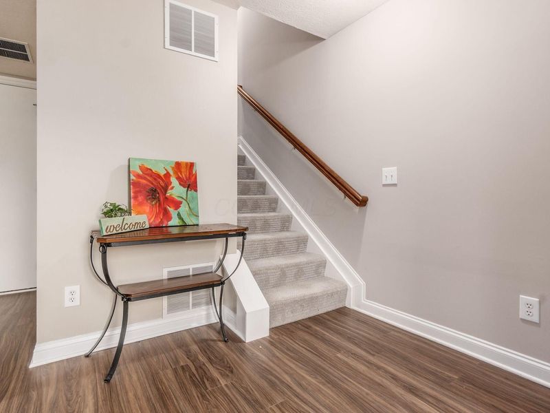 5986 Turnwood Drive, Unit 805, Westerville, OH 43081 Photo 9