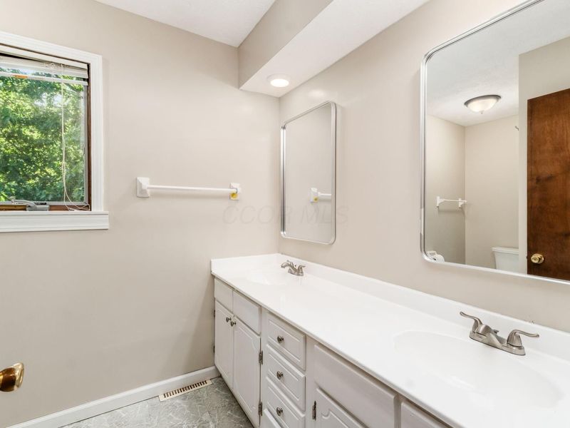27 Nicole Drive, Westerville, OH 43081 Photo 43