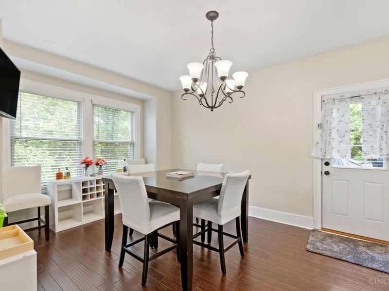 6424 Montgomery Road, Cincinnati, OH 45213 Photo 12