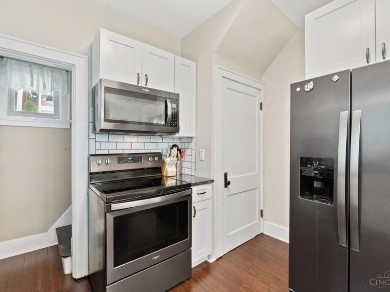 6424 Montgomery Road, Cincinnati, OH 45213 Photo 14
