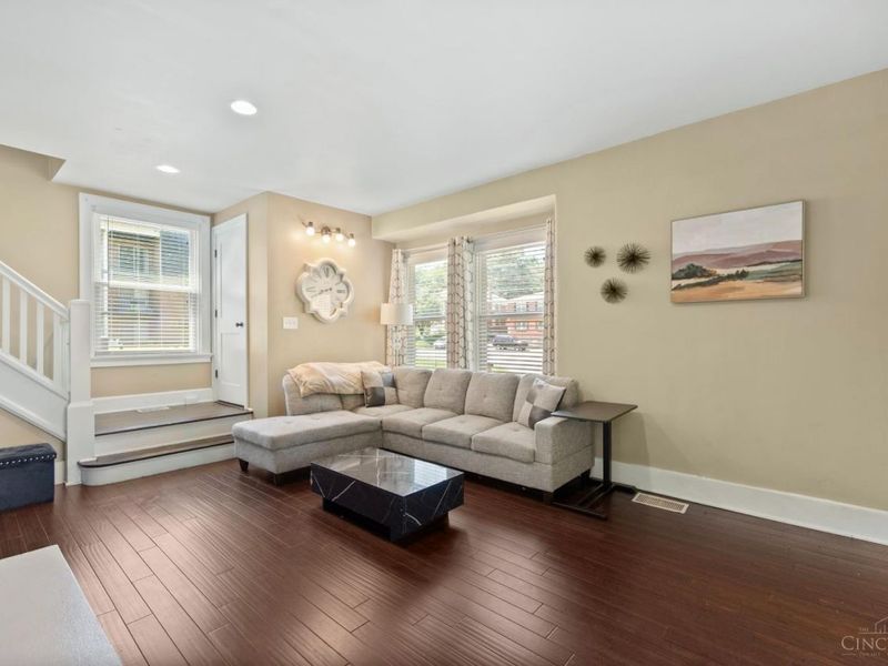 6424 Montgomery Road, Cincinnati, OH 45213 Photo 5