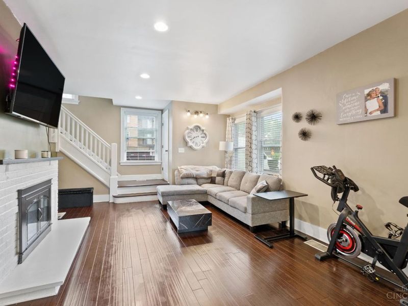 6424 Montgomery Road, Cincinnati, OH 45213 Photo 8