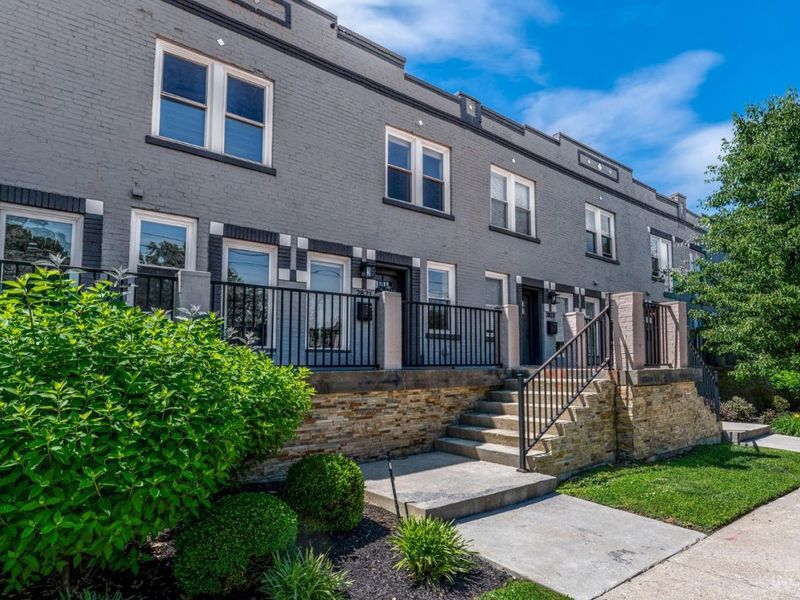 2821 Ashland Avenue, Cincinnati, OH 45206 Photo 2