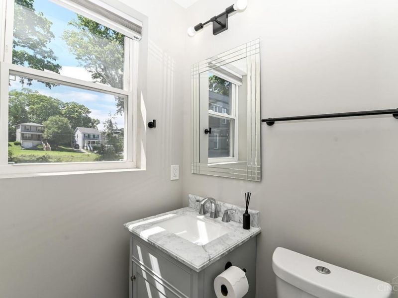 2821 Ashland Avenue, Cincinnati, OH 45206 Photo 20