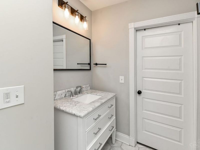 2821 Ashland Avenue, Cincinnati, OH 45206 Photo 28