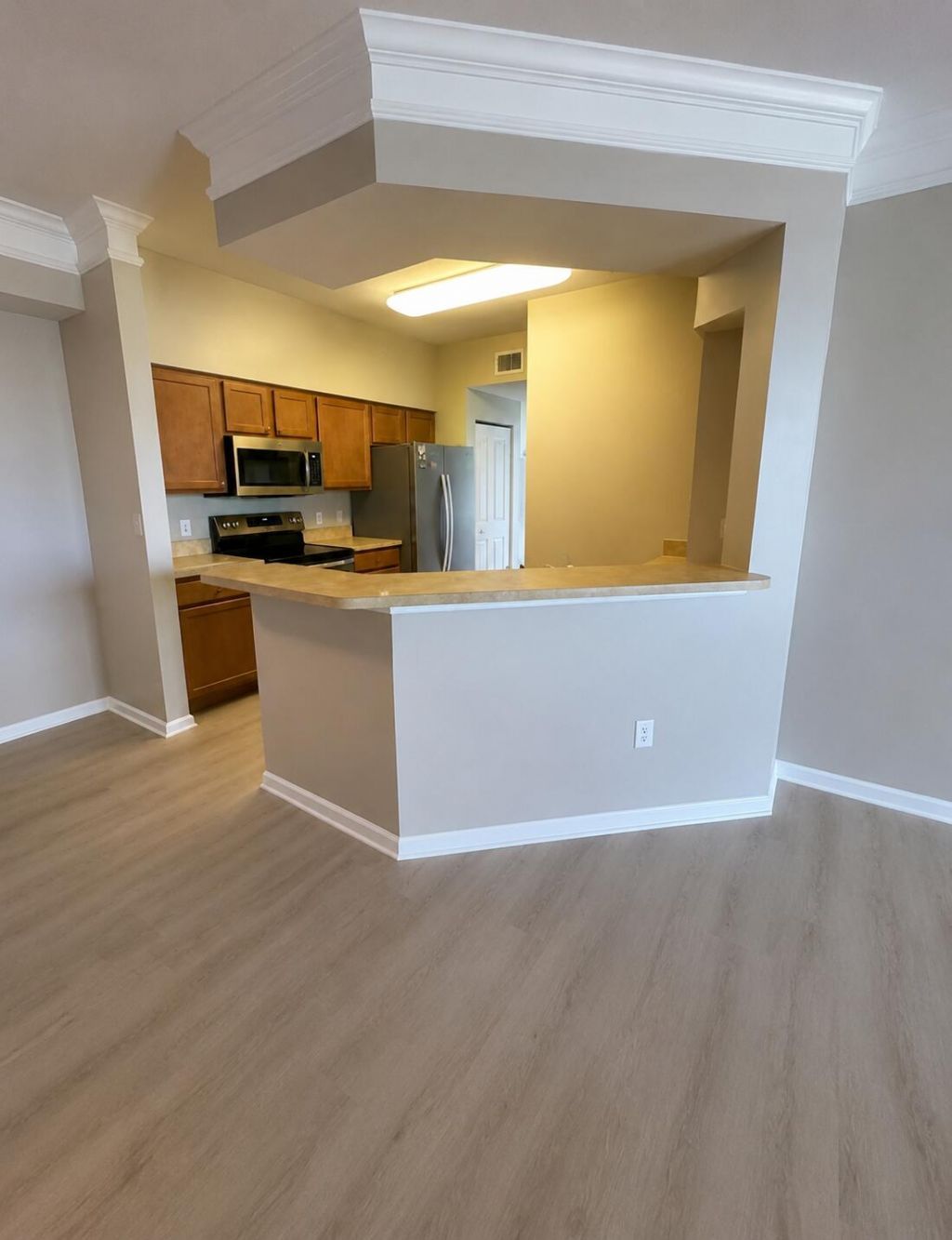 9825 Baywinds Drive, Unit 1302, West Palm Beach, FL 33411 Photo