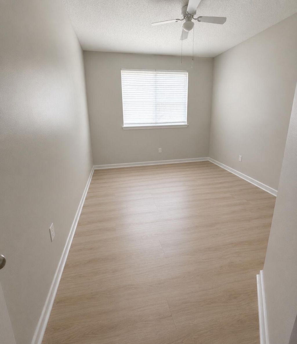 9825 Baywinds Drive, Unit 1302, West Palm Beach, FL 33411 Photo