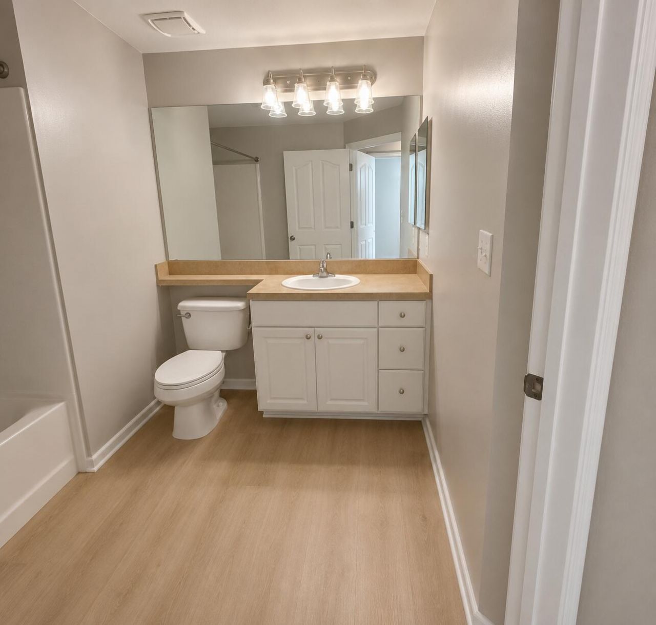 9825 Baywinds Drive, Unit 1302, West Palm Beach, FL 33411 Photo