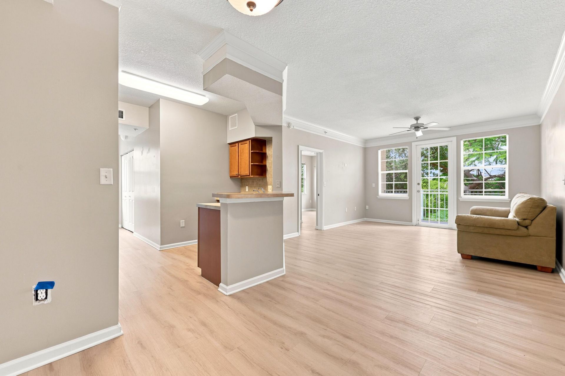 9825 Baywinds Drive, Unit 1302, West Palm Beach, FL 33411 Photo